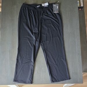 Avenue Black Joggers with Elastic Waistband and Relaxed Fit